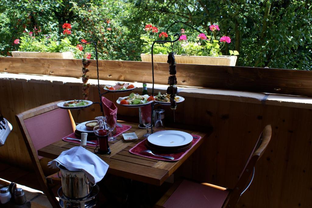 Le Relais De L'Abbaye Hotel Турню Екстериор снимка