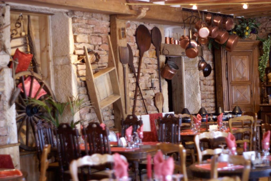 Le Relais De L'Abbaye Hotel Турню Екстериор снимка
