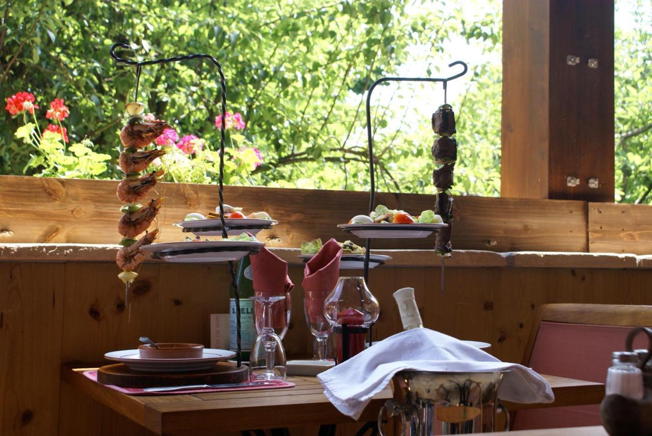 Le Relais De L'Abbaye Hotel Турню Екстериор снимка